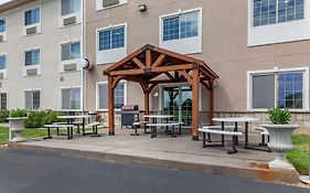 Comfort Suites Delavan - Lake Geneva Area